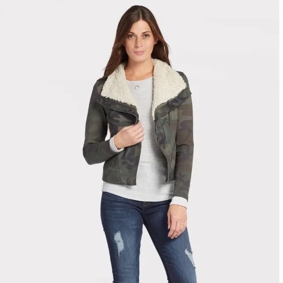 Anthropologie Jackets & Blazers - Anthropologie Marrakech Camo Sherpa Collar Moto Jacket